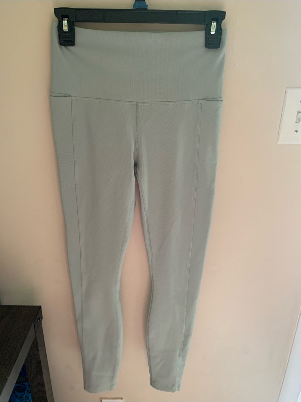 High-Rise Light Green Gray Active Leggings